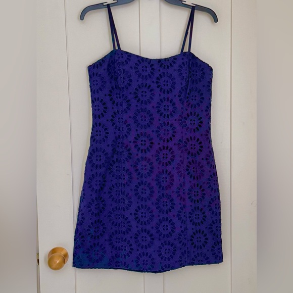NWT Lilly Pulitzer Shelli Eyelet Mini Dress True Navy Size 2 - Picture 9 of 10